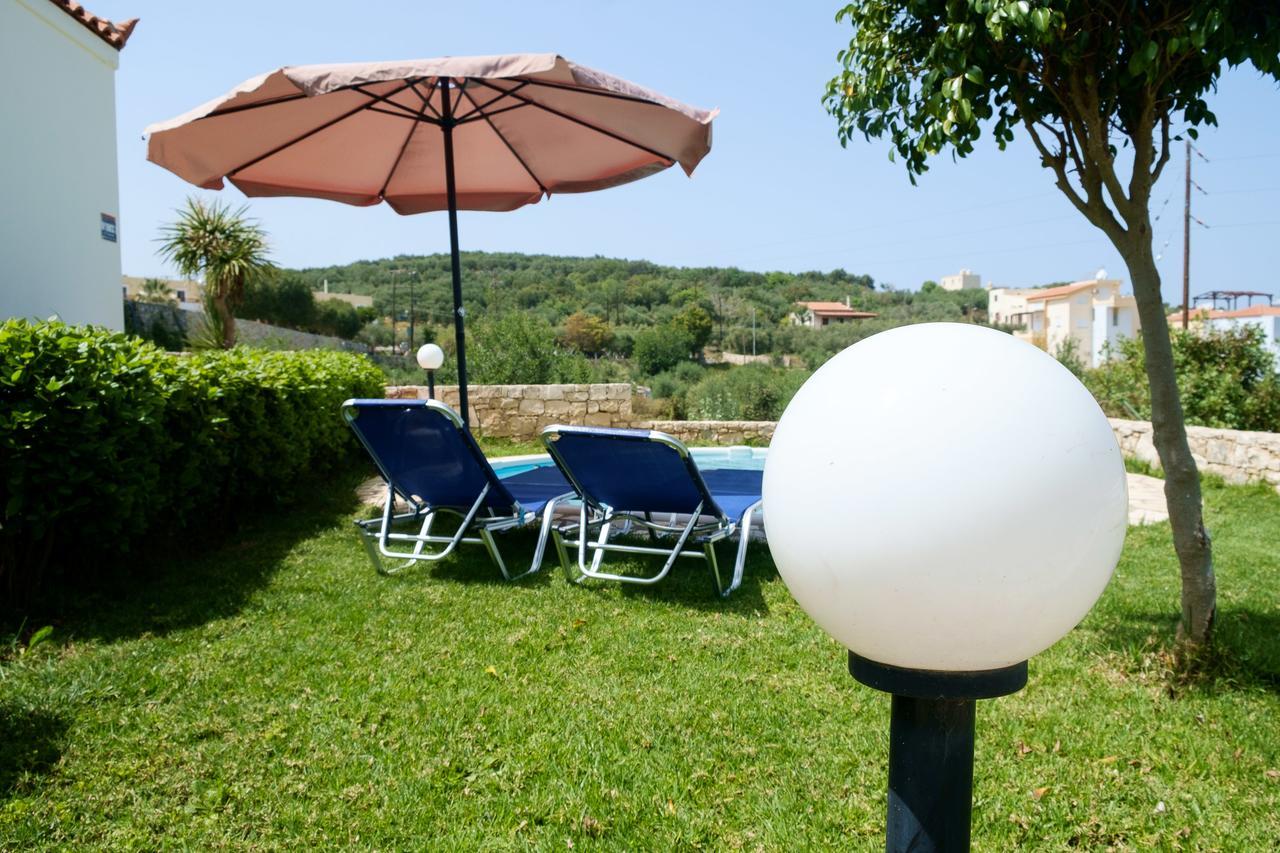 Chill And Relax In A Home With Pool Near The Beach Almirida Buitenkant foto